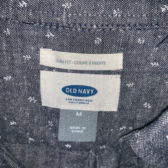 OLD NAVY slim fit chambray print button down shirt - Picture 4 of 5